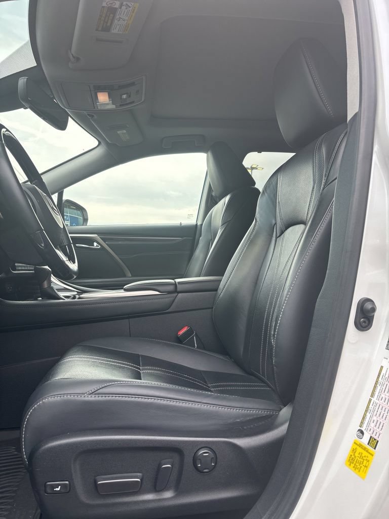 Used 2022 Lexus RX 450h AWD w/ Luxury Package image 9