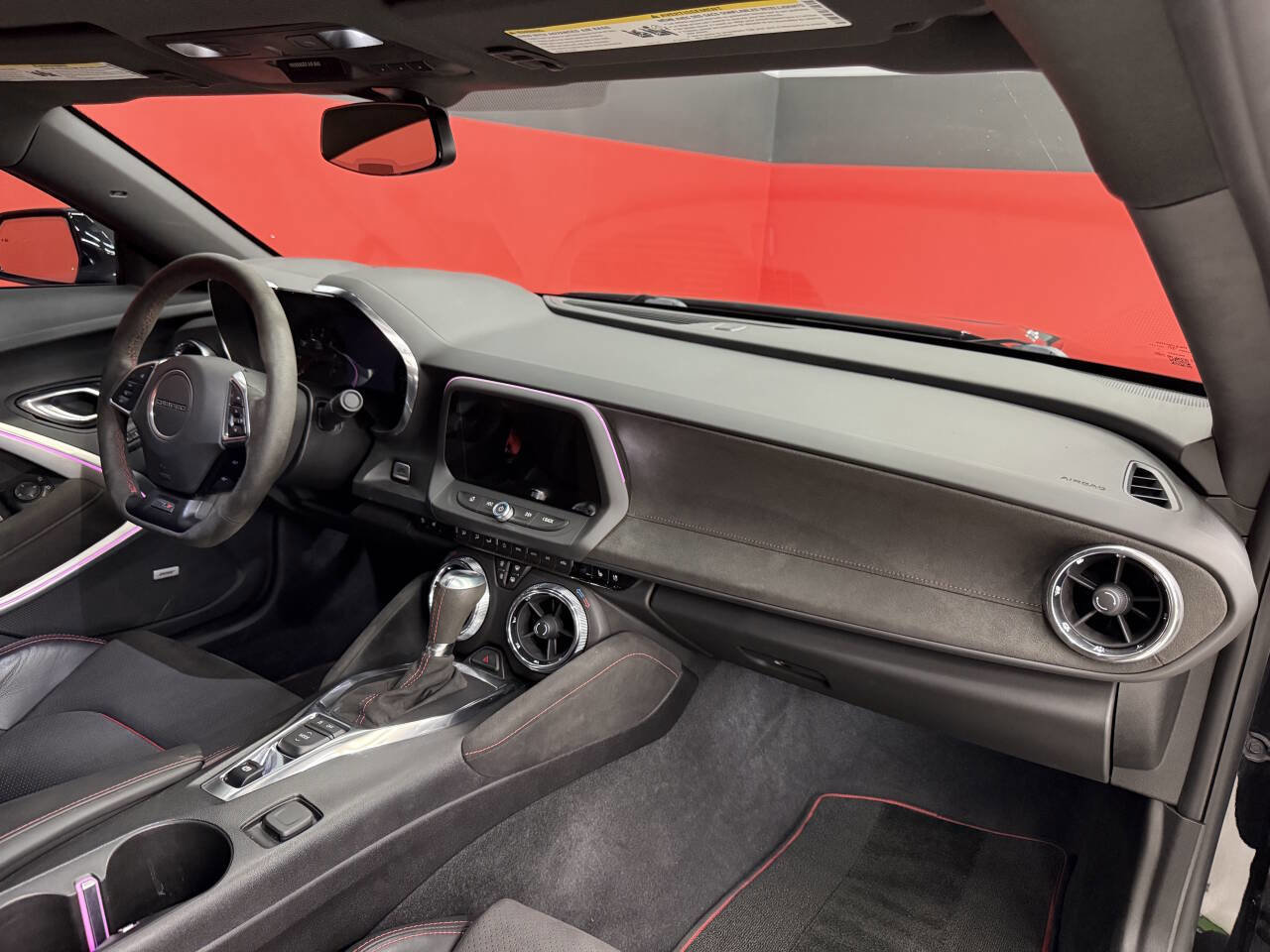 Used 2018 Chevrolet Camaro ZL1 RWD image 39