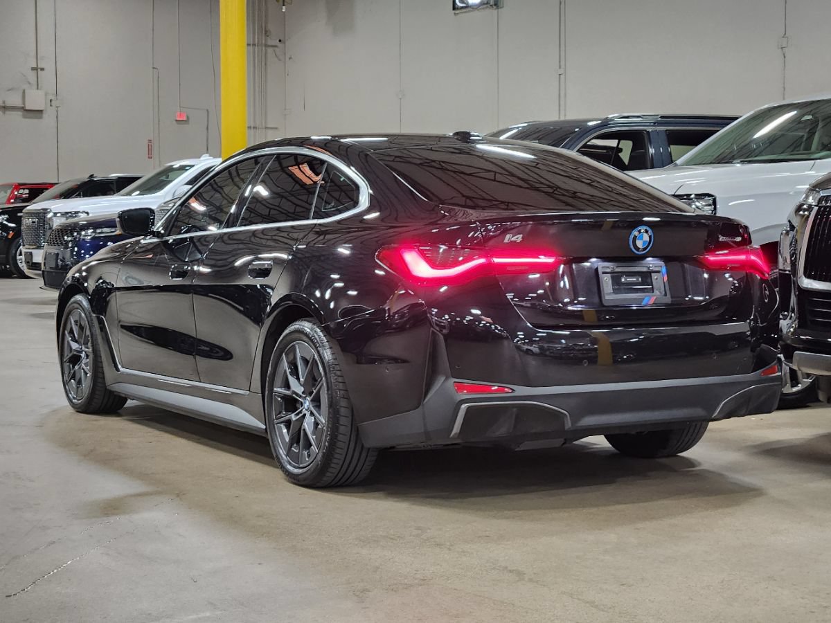 Used 2025 BMW i4 eDrive40 w/ Premium Package RWD image 11