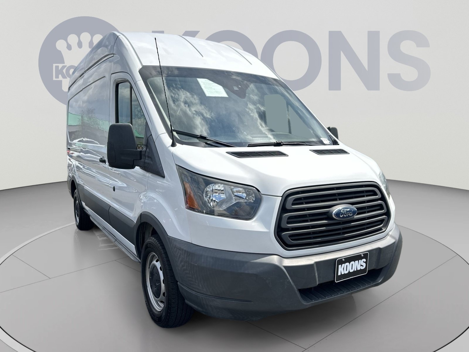 Used 2018 Ford Transit 250 148 High Roof RWD image 2