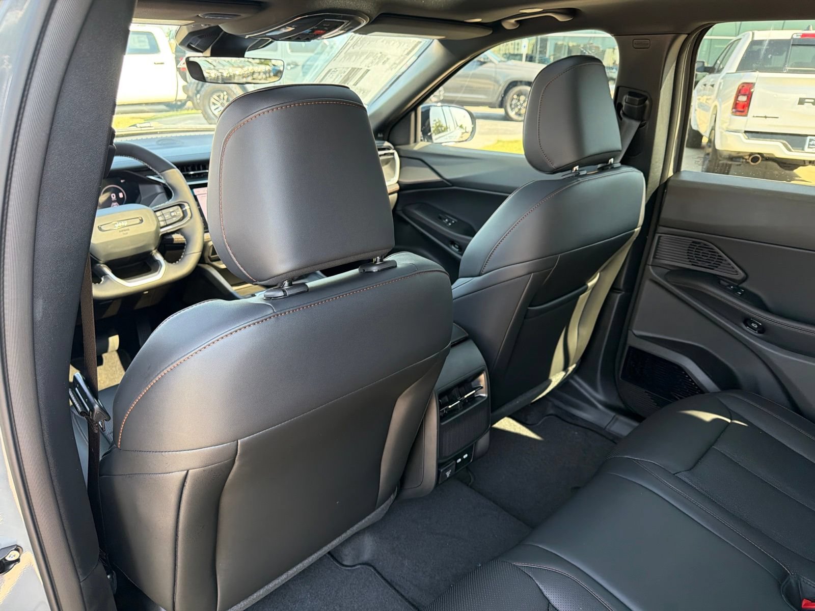 New 2026 Jeep Cherokee Overland AWD/4WD image 17