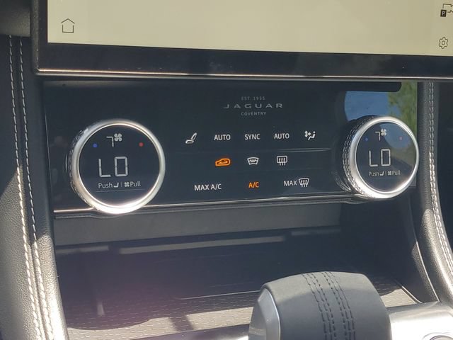 Certified 2026 Jaguar F-PACE R-Dynamic S AWD/4WD image 35
