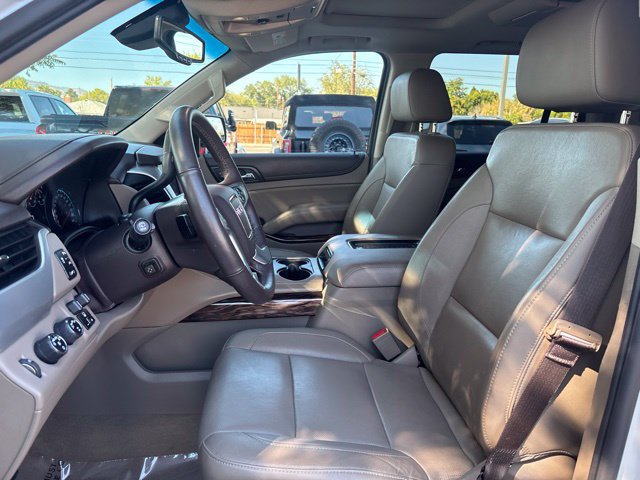 Used 2017 GMC Yukon SLT w/ Open Road Package AWD/4WD image 16