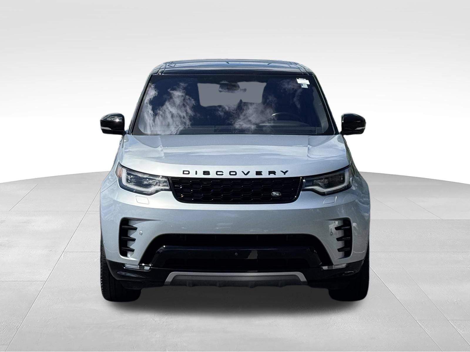 Used 2022 Land Rover Discovery HSE R-Dynamic AWD/4WD image 11