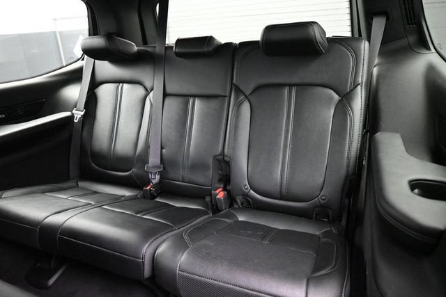 Used 2024 Jeep Grand Wagoneer Series I w/ Convenience Group III AWD/4WD image 13