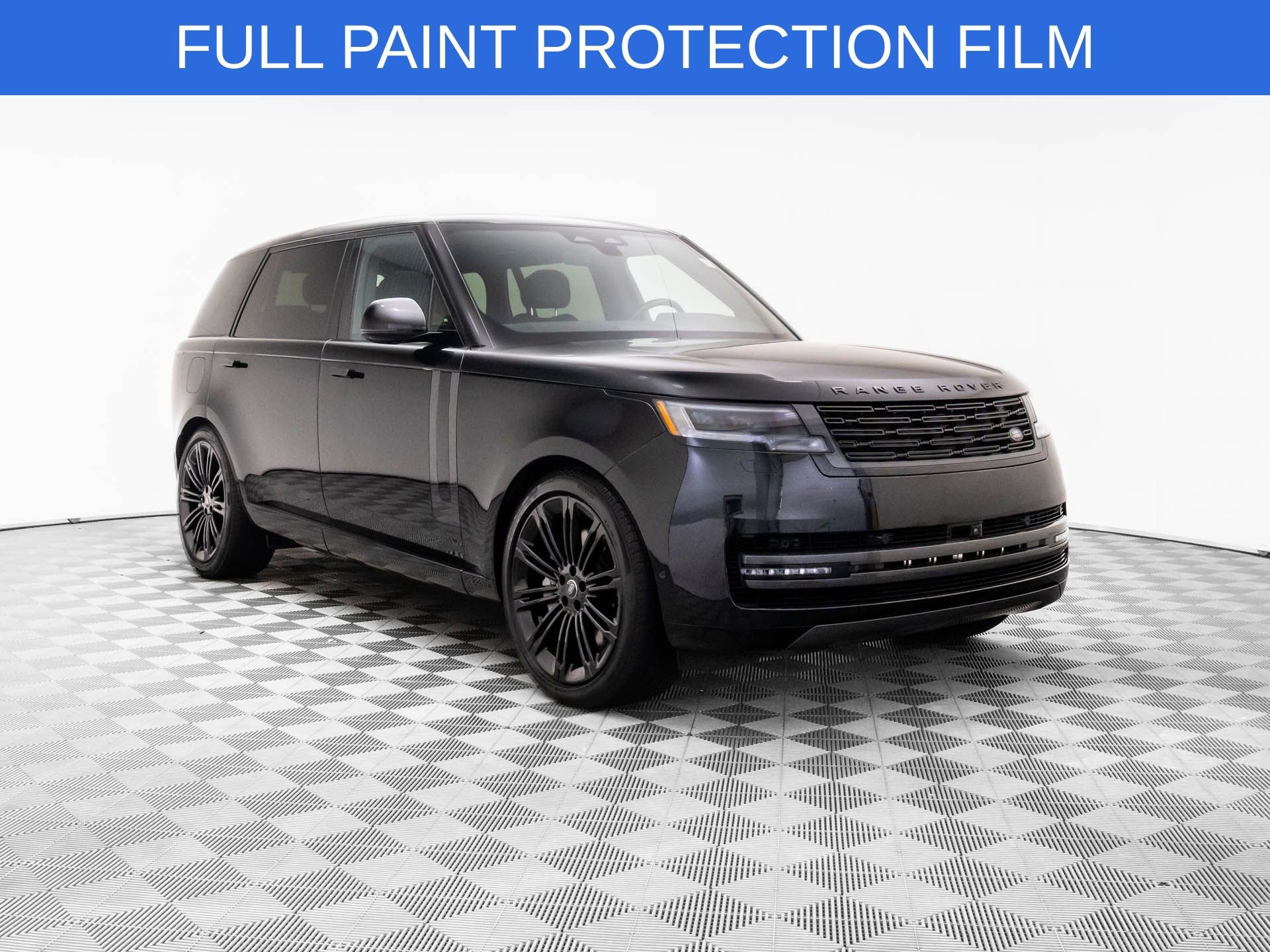 Used 2025 Land Rover Range Rover Long Wheelbase SE