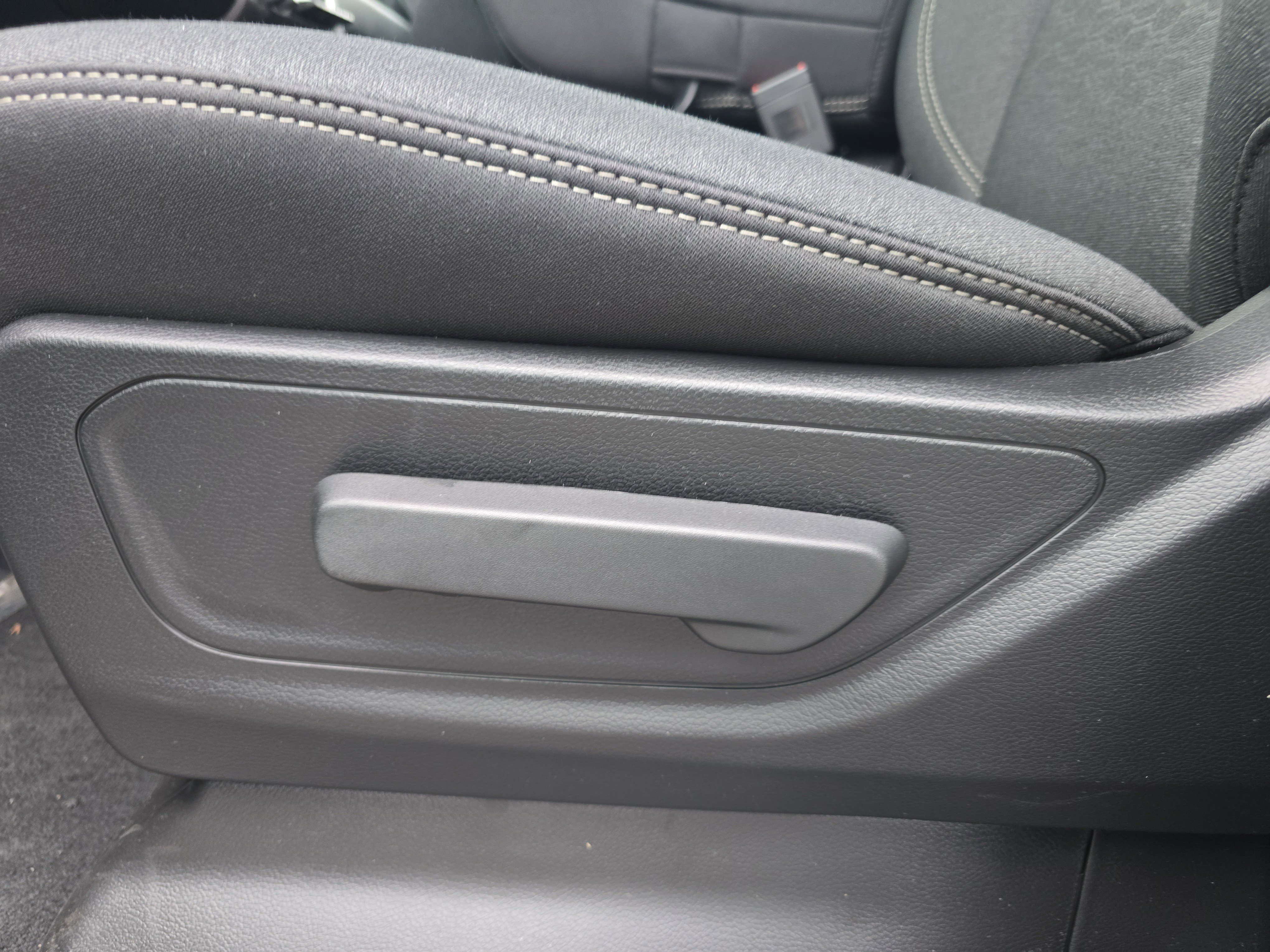 New 2026 RAM 1500 Classic Warlock image 14