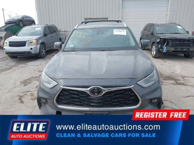 Used 2020 Toyota Highlander Limited image 24