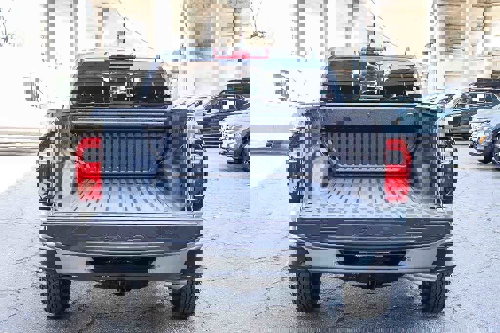 Used 2025 GMC Canyon Elevation w/ Convenience Package image 30