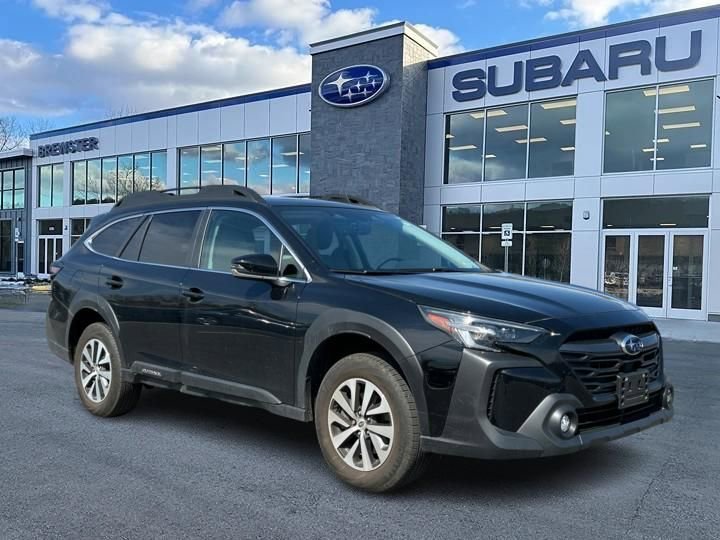 Certified 2025 Subaru Outback Premium image 1