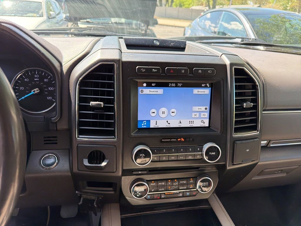 Used 2018 Ford Expedition Max Limited w/ Equipment Group 302A AWD/4WD image 9