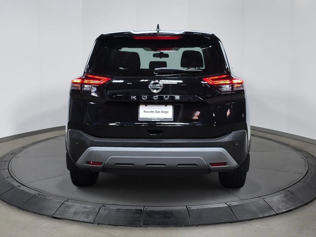 Used 2021 Nissan Rogue SV FWD image 6