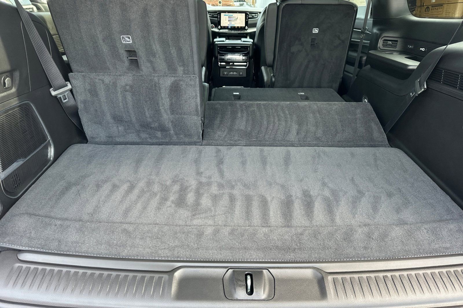 New 2026 Jeep Grand Wagoneer Limited image 16