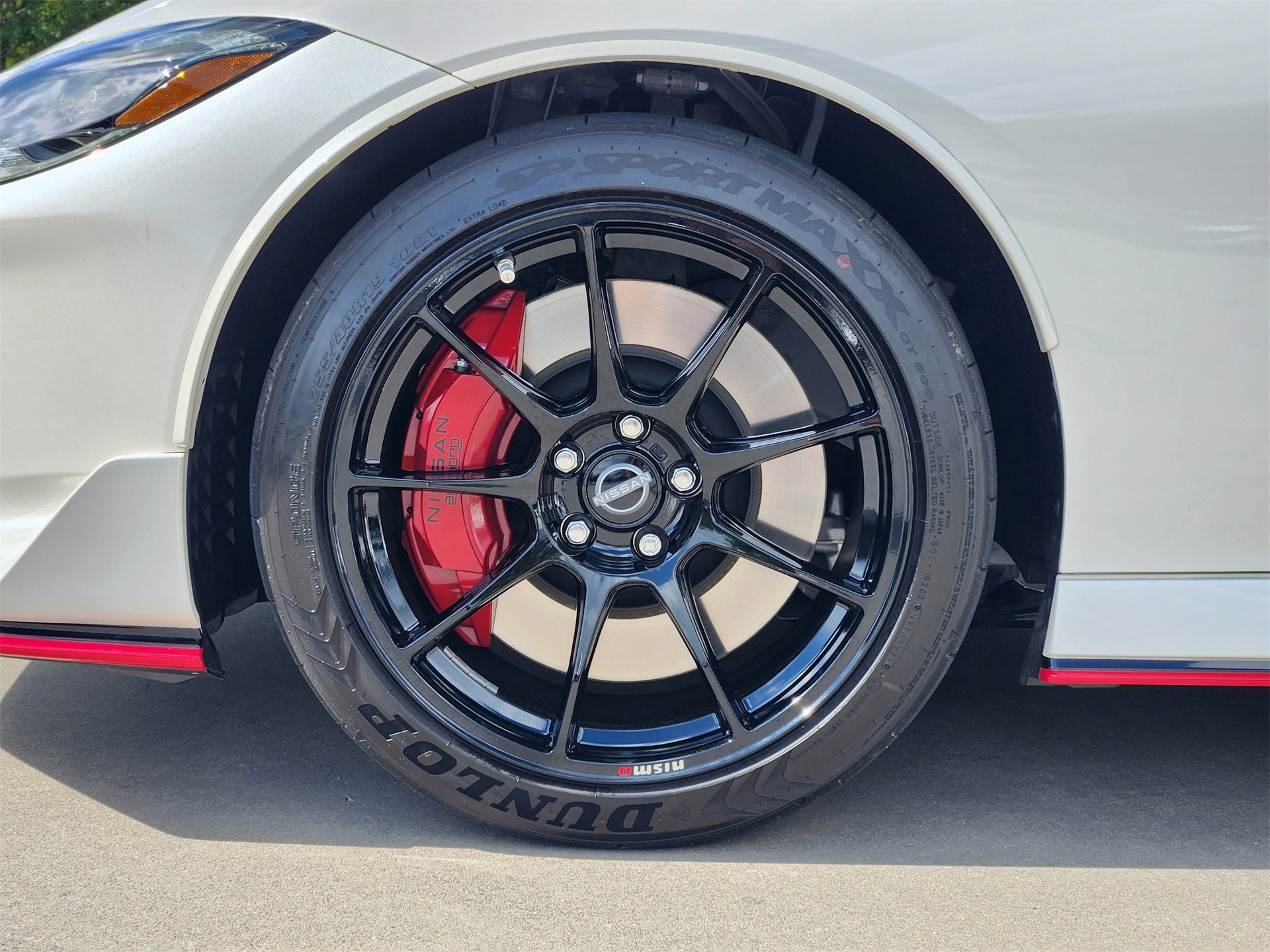 Used 2025 Nissan Z NISMO w/ Floor Mat Package image 12