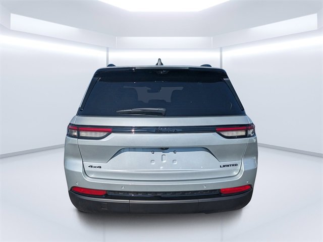 New 2025 Jeep Grand Cherokee Limited w/ Luxury Tech Group II image 4