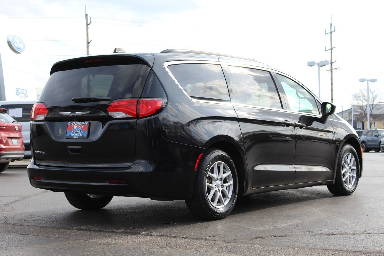 Used 2021 Chrysler Voyager Lxi image 7