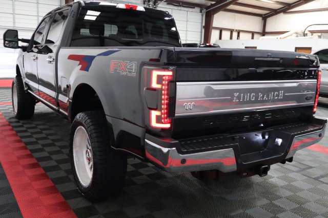 Used 2017 Ford F250 King Ranch w/ King Ranch Ultimate Package AWD/4WD image 31
