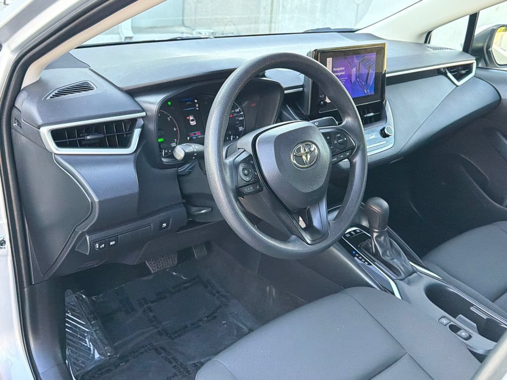 Used 2024 Toyota Corolla LE FWD image 20