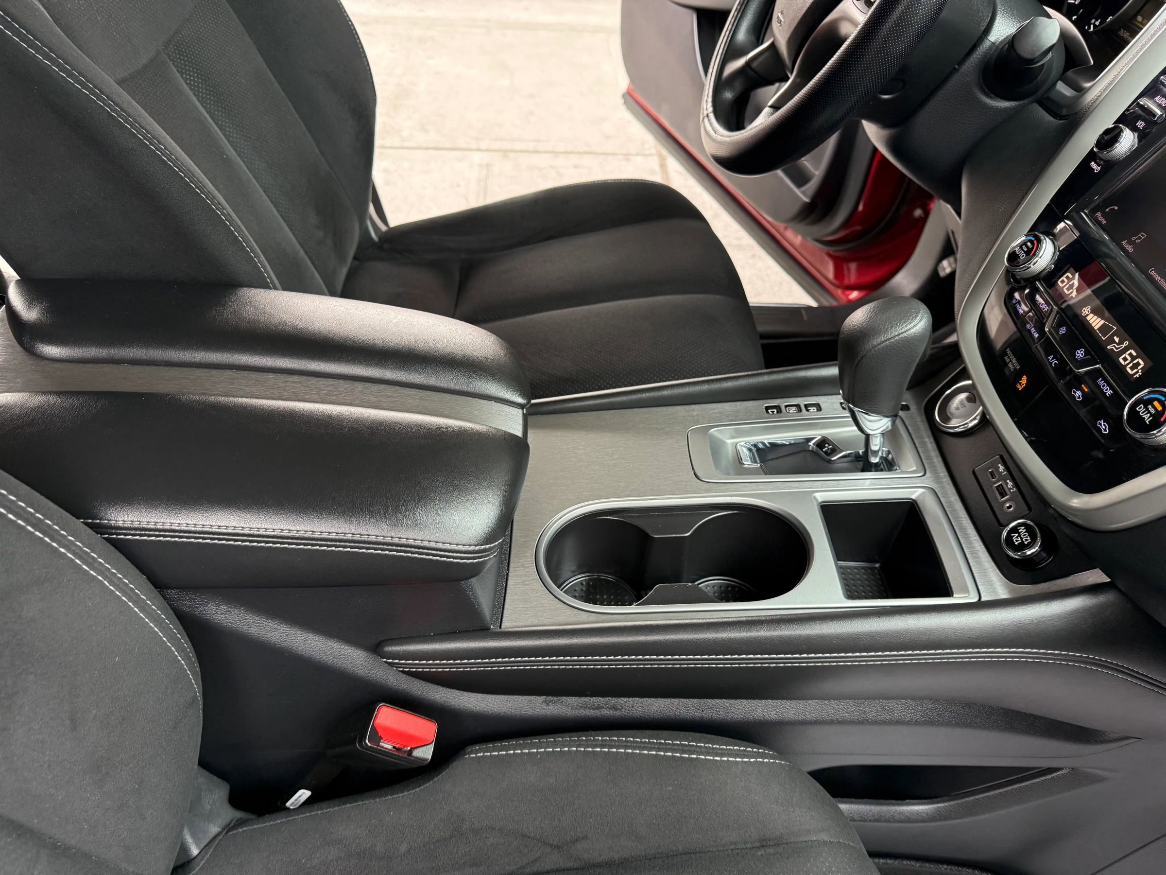 Used 2019 Nissan Murano S image 24