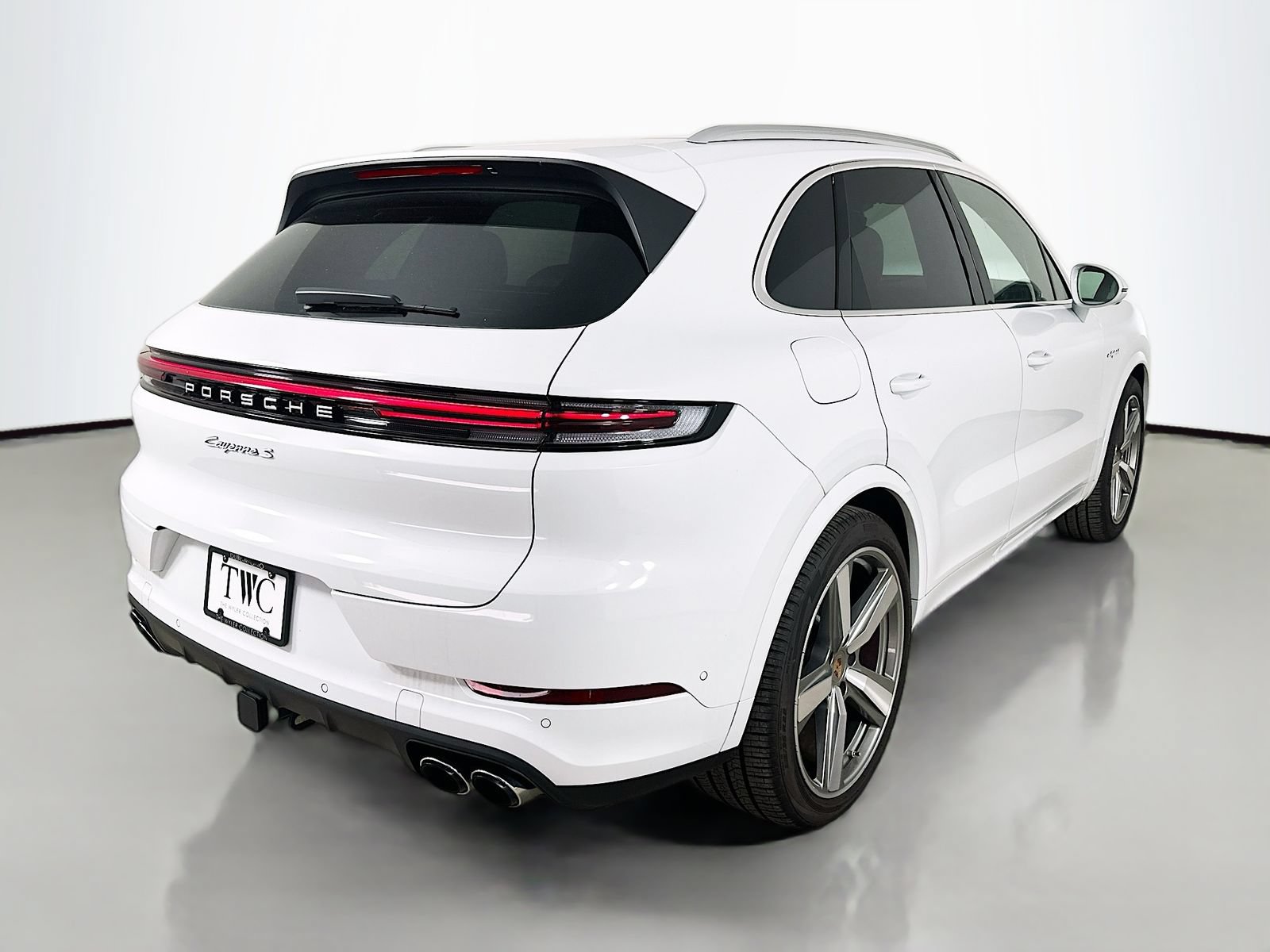 New 2026 Porsche Cayenne S AWD/4WD image 5