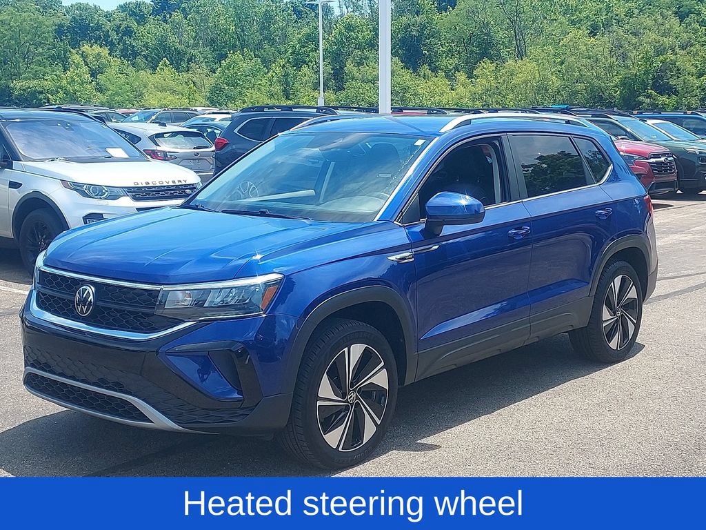 Used 2023 Volkswagen Taos SE AWD/4WD image 3