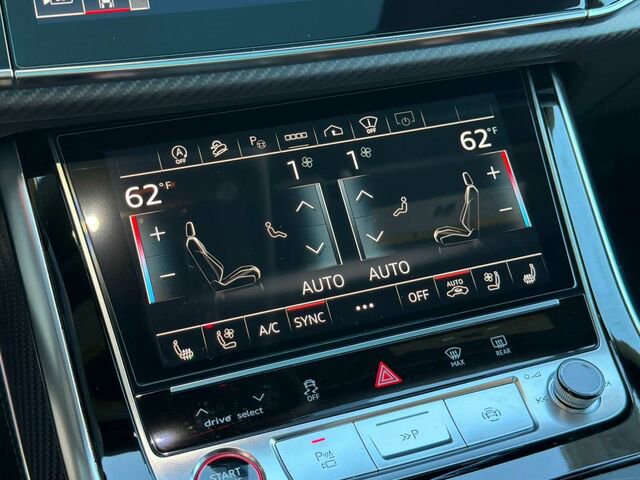 Used 2024 Audi RS Q8 image 27