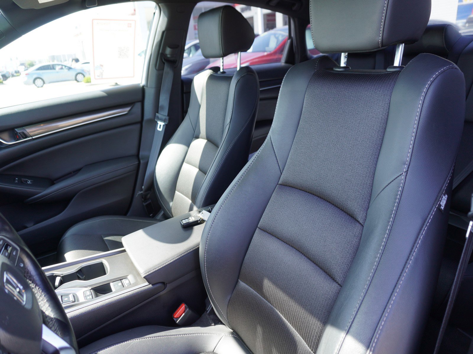 Used 2020 Honda Accord Sport image 21