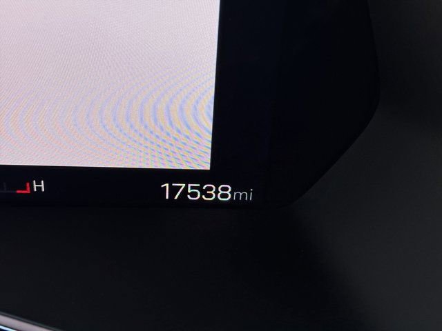 Certified 2025 GMC Canyon AT4 w/ Nightfall Edition image 17