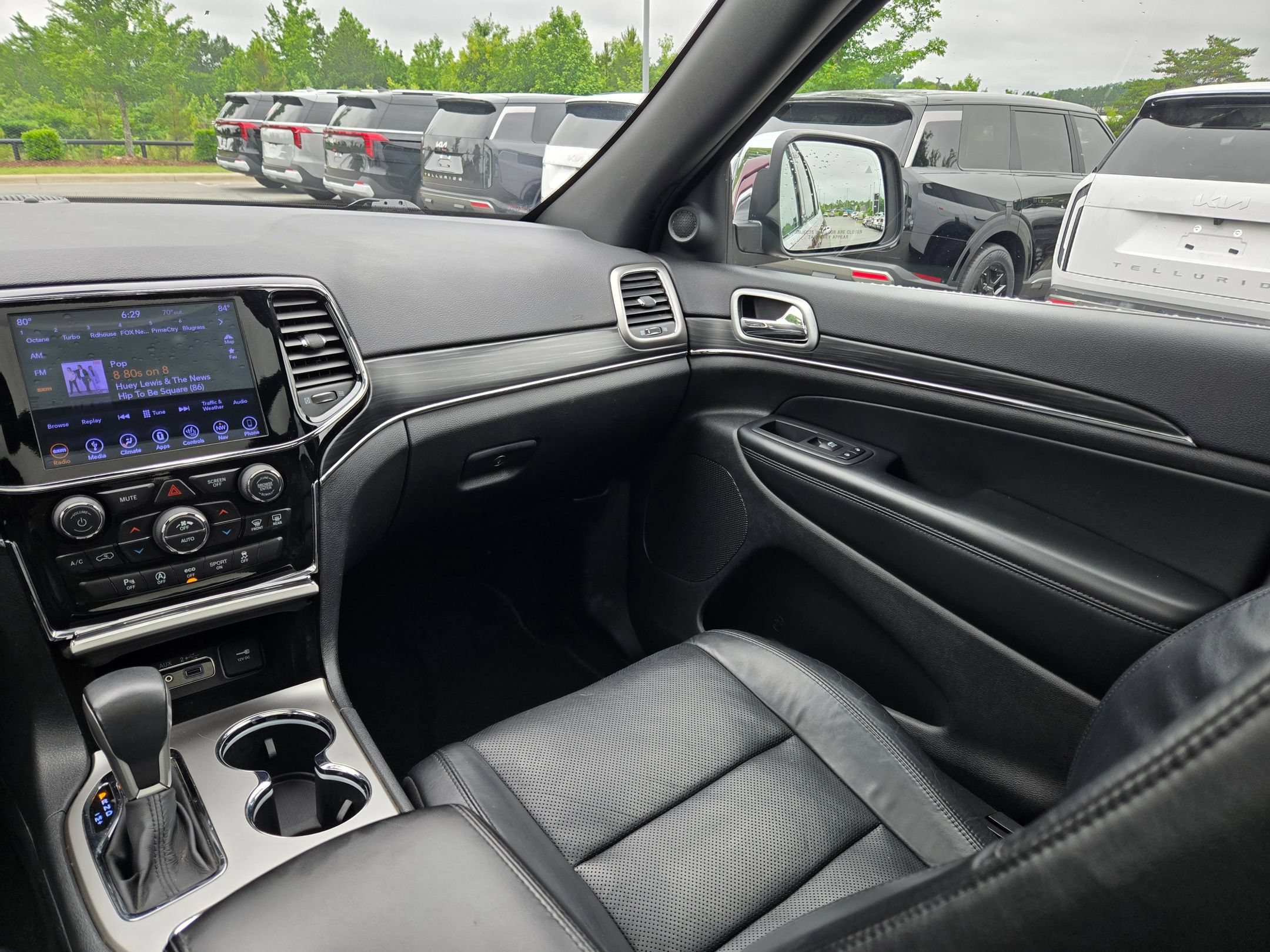 Used 2019 Jeep Grand Cherokee Limited w/ Luxury Group II AWD/4WD image 11