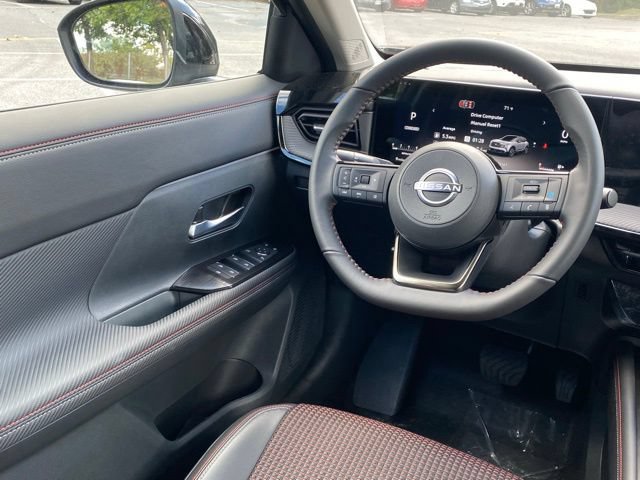New 2026 Nissan Kicks SR w/ Cold Weather Package AWD/4WD image 32