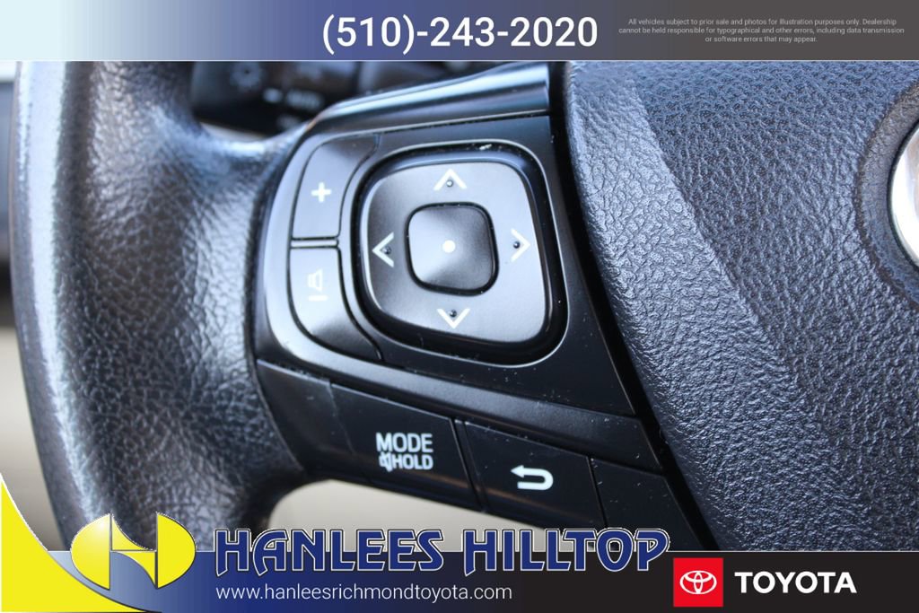 Used 2015 Toyota Camry LE FWD image 29