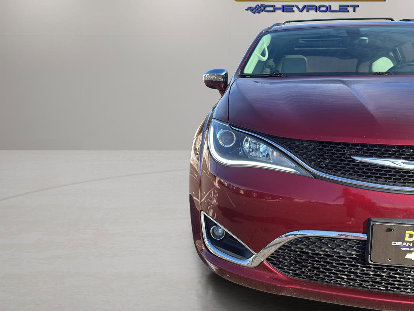 Used 2017 Chrysler Pacifica Limited image 44