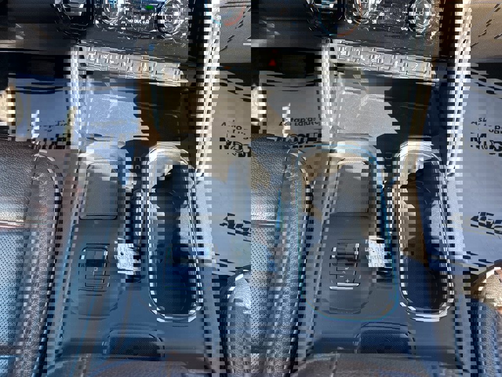 Used 2024 GMC Sierra 2500 Denali w/ Technology Package image 20