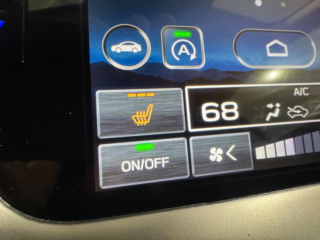 Used 2023 Subaru Outback Onyx Edition image 20