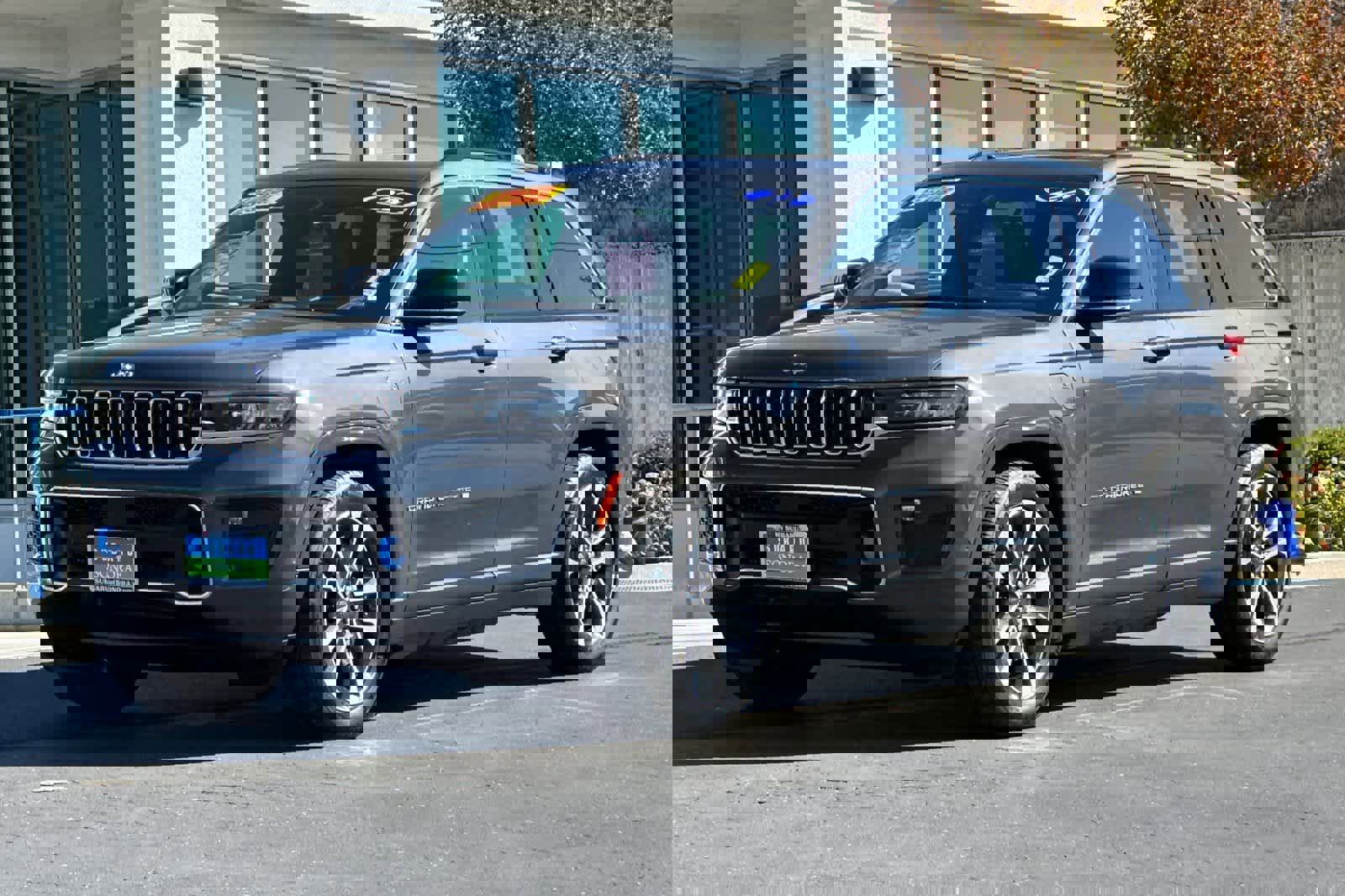 Used 2022 Jeep Grand Cherokee Overland w/ Advanced Protech Group III image 8