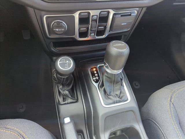 Certified 2025 Jeep Gladiator Sport AWD/4WD image 15