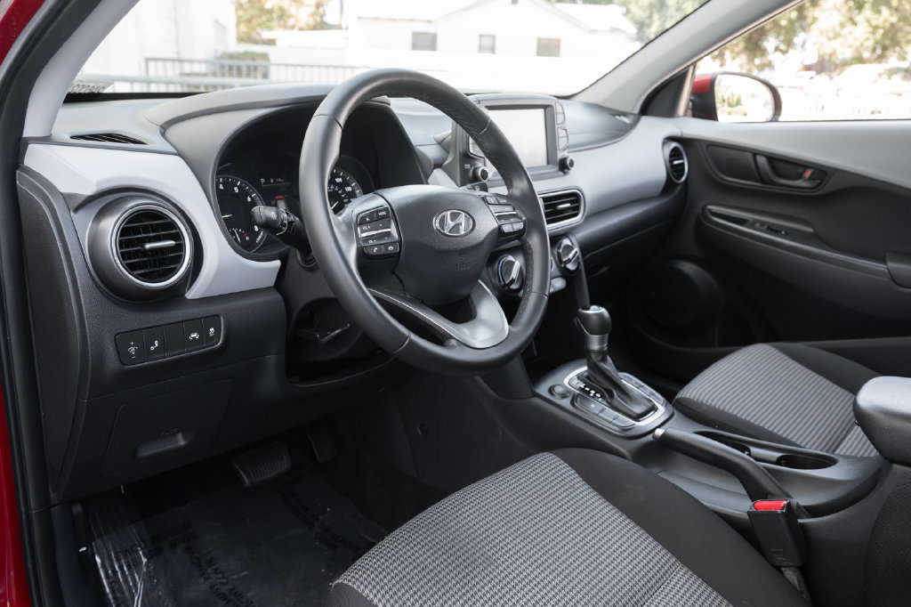 Used 2021 Hyundai Kona SEL Plus FWD image 17