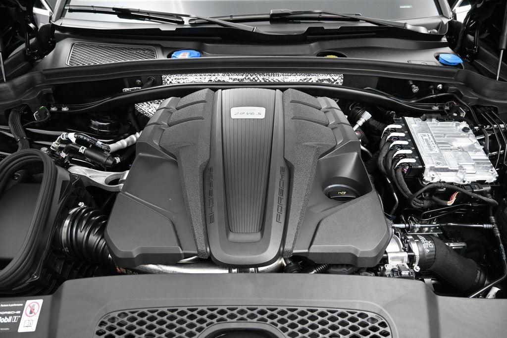 New 2026 Porsche Macan S AWD/4WD image 19