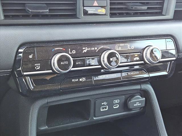 Used 2024 Honda Pilot Touring image 12