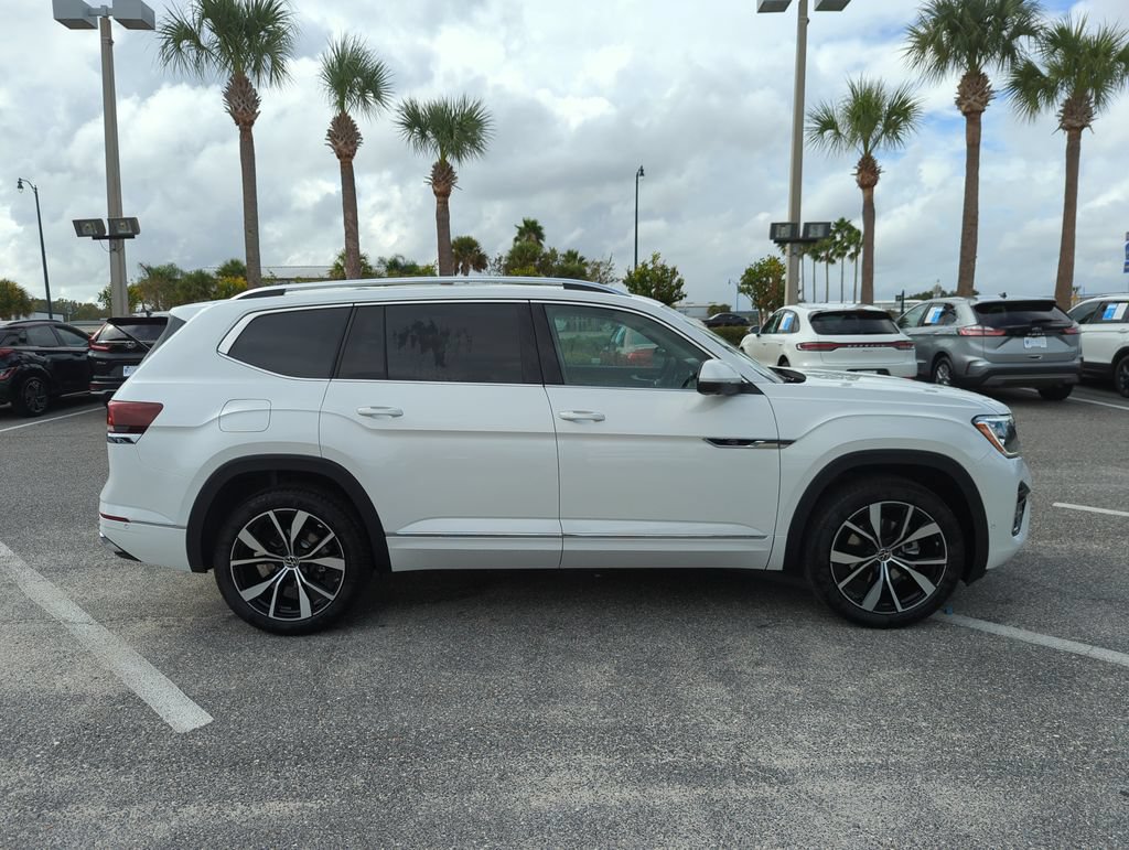 New 2026 Volkswagen Atlas SEL Premium R-Line AWD/4WD image 3