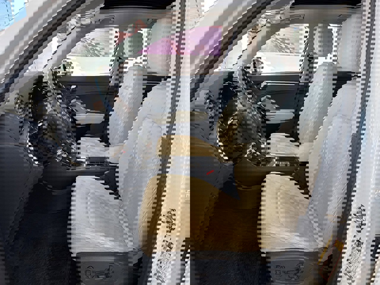 Used 2022 Audi Q3 2.0T Premium w/ Convenience Package image 14