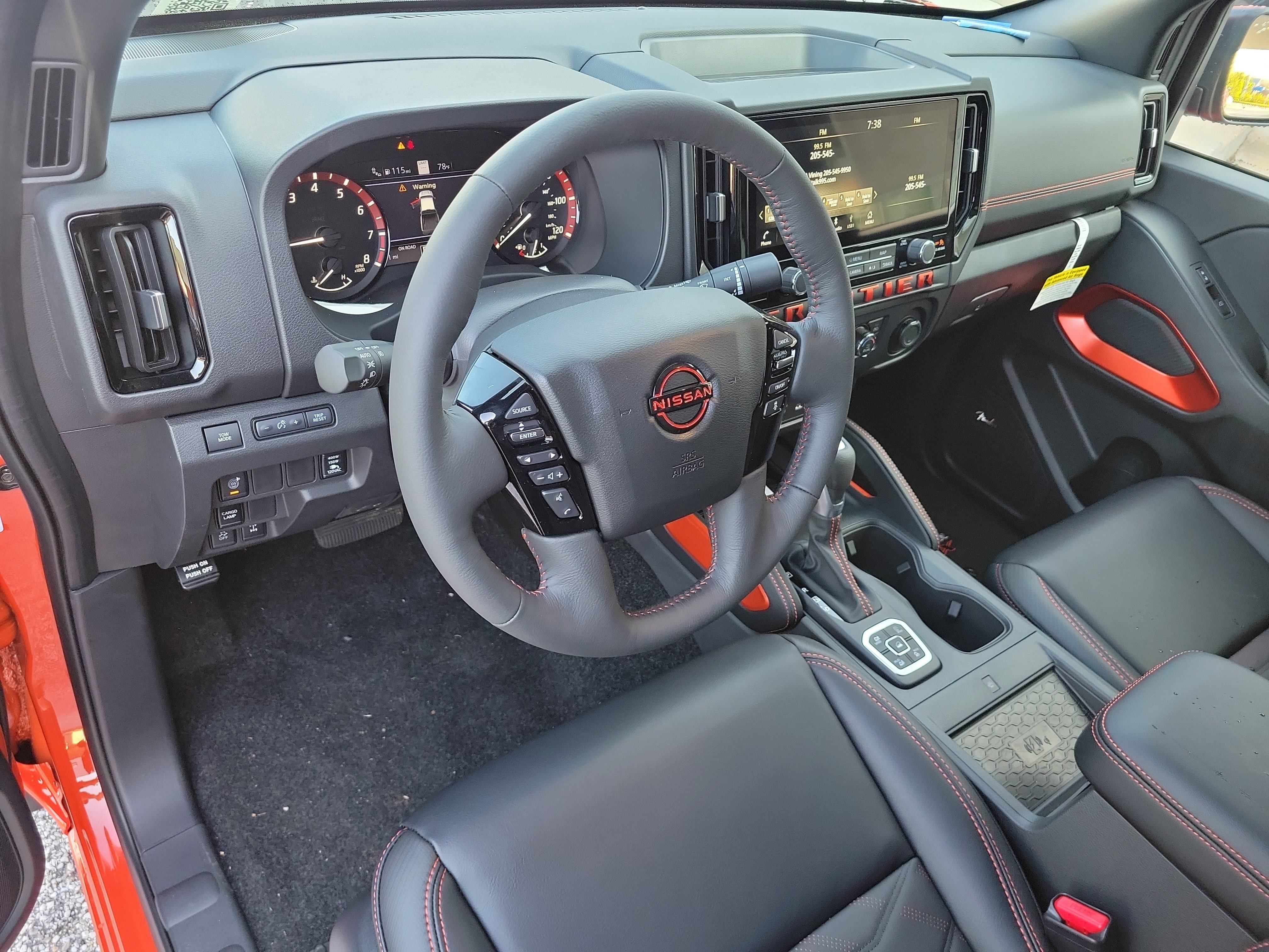 New 2026 Nissan Frontier PRO-4X w/ Pro Premium Package AWD/4WD image 8