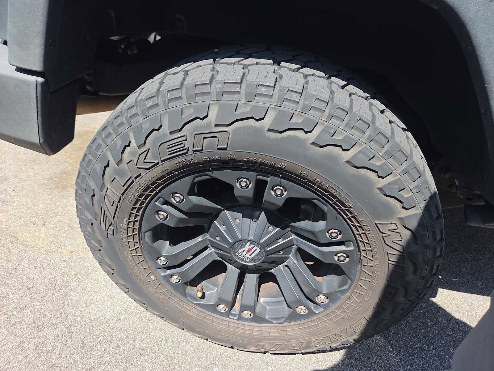 Used 2015 Jeep Wrangler Sport w/ Connectivity Group image 4