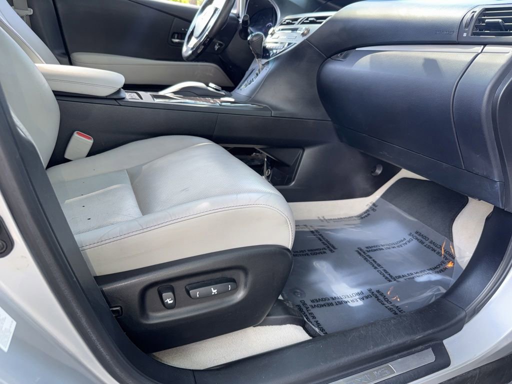 Used 2015 Lexus RX 450h FWD image 24