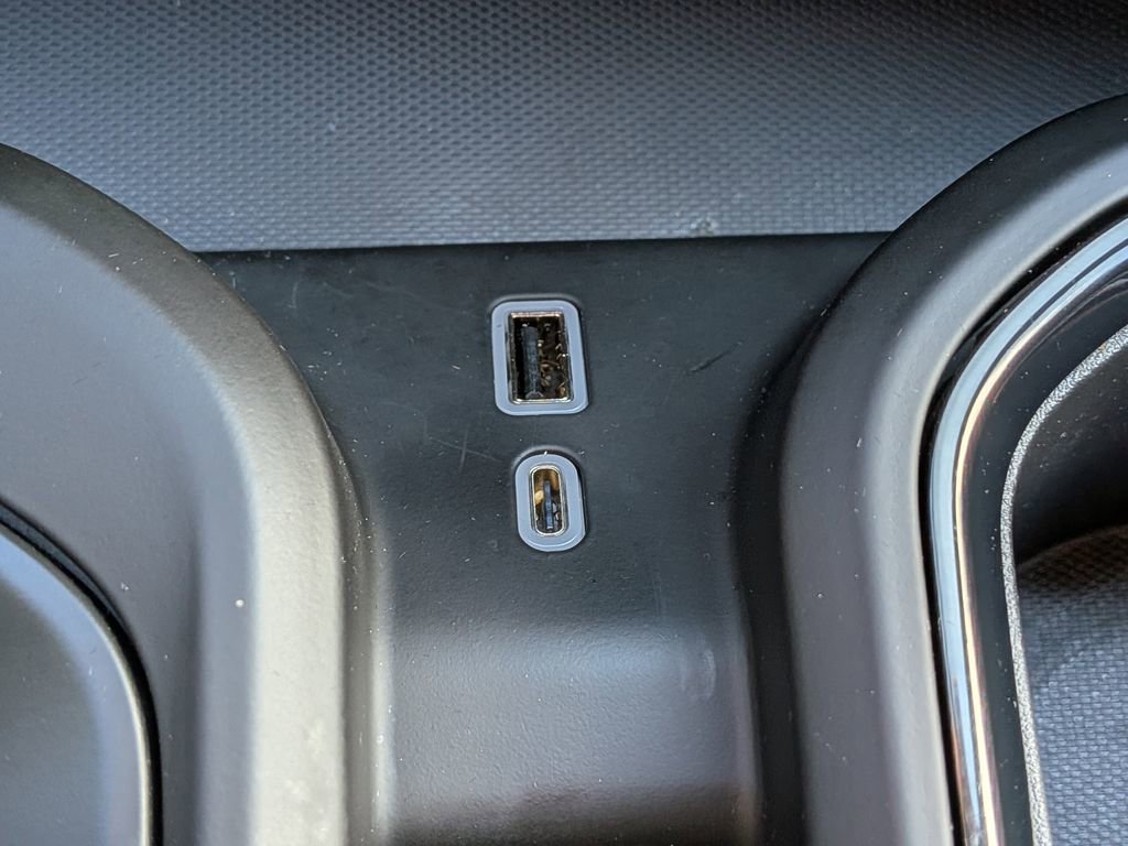 Used 2025 GMC Sierra 1500 AT4 image 23