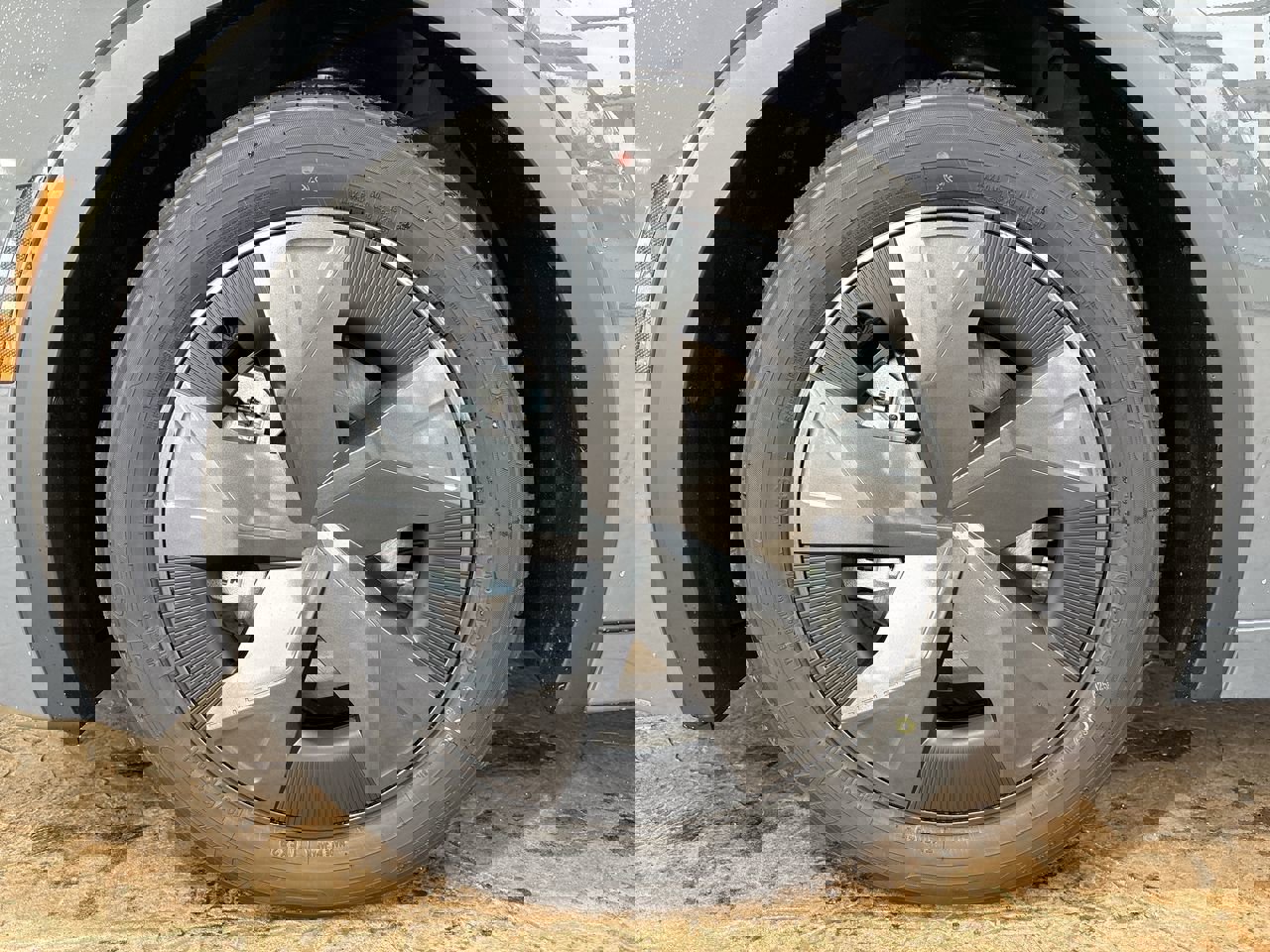 New 2026 Toyota Prius Plug-In Hybrid image 10