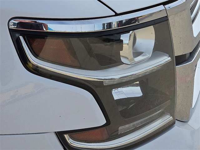 Used 2015 Chevrolet Suburban LTZ image 8