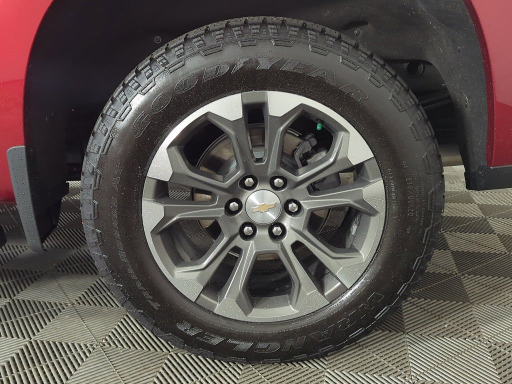 Used 2024 Chevrolet Silverado 1500 High Country image 12