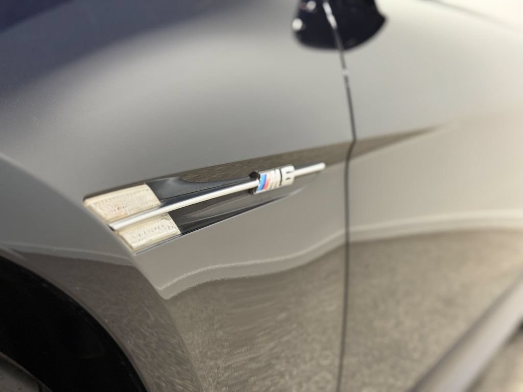 Used 2009 BMW M6 Convertible RWD image 11