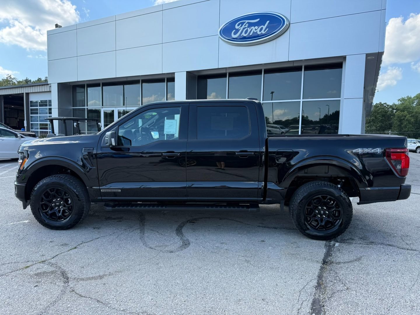 New 2025 Ford F150 XLT w/ Equipment Group 302A MID image 4